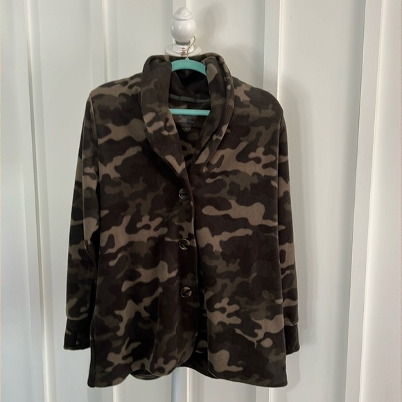 Cuddl Duds Jackets & Blazers - Cuddl Duds fleece jacket